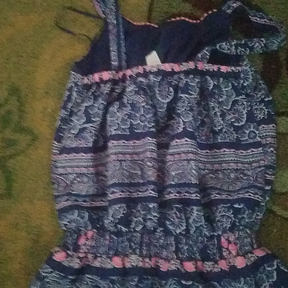 Jumper - Picture 3 of 3